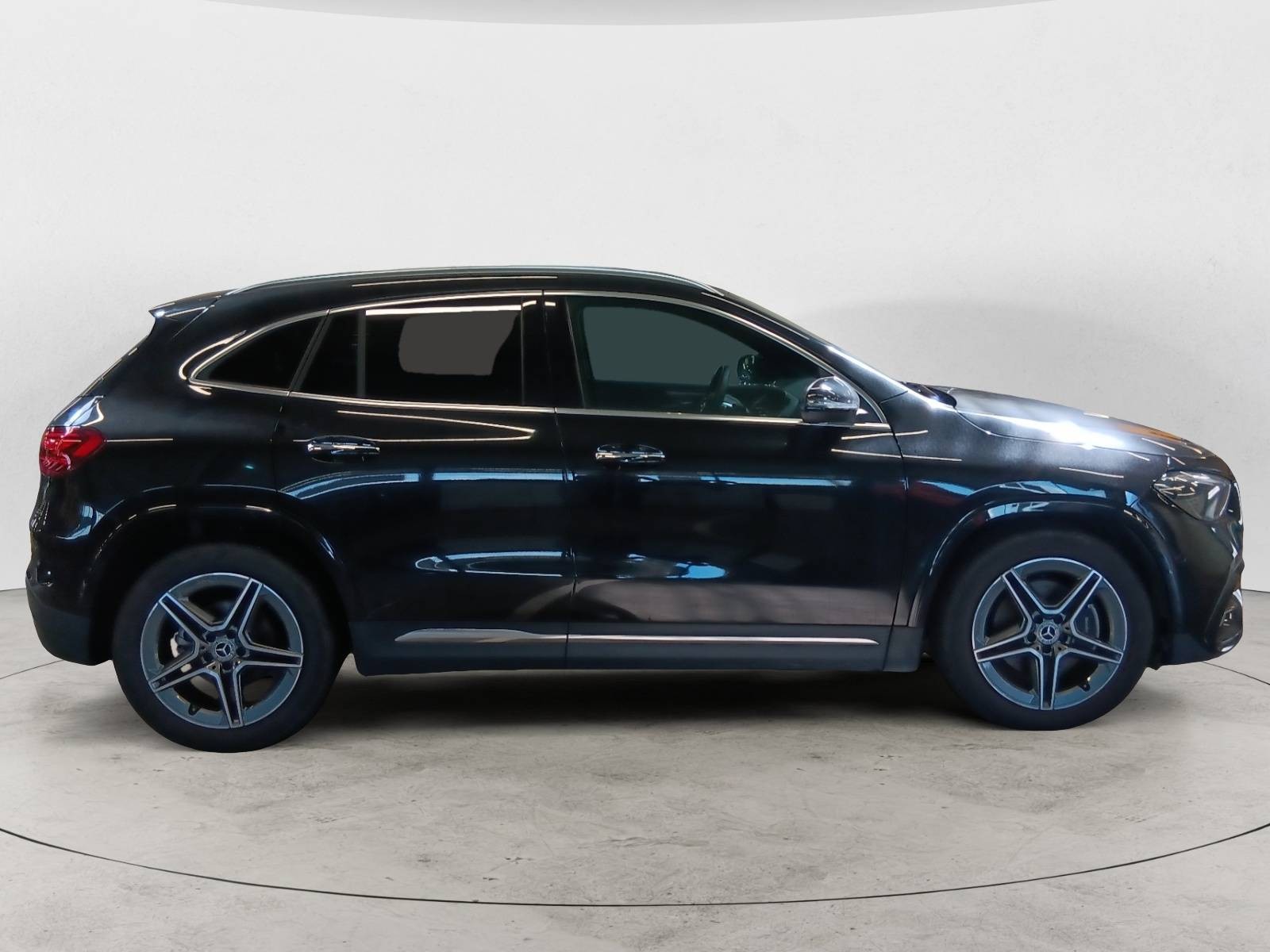 MERCEDES - GLA - #604411 - 5