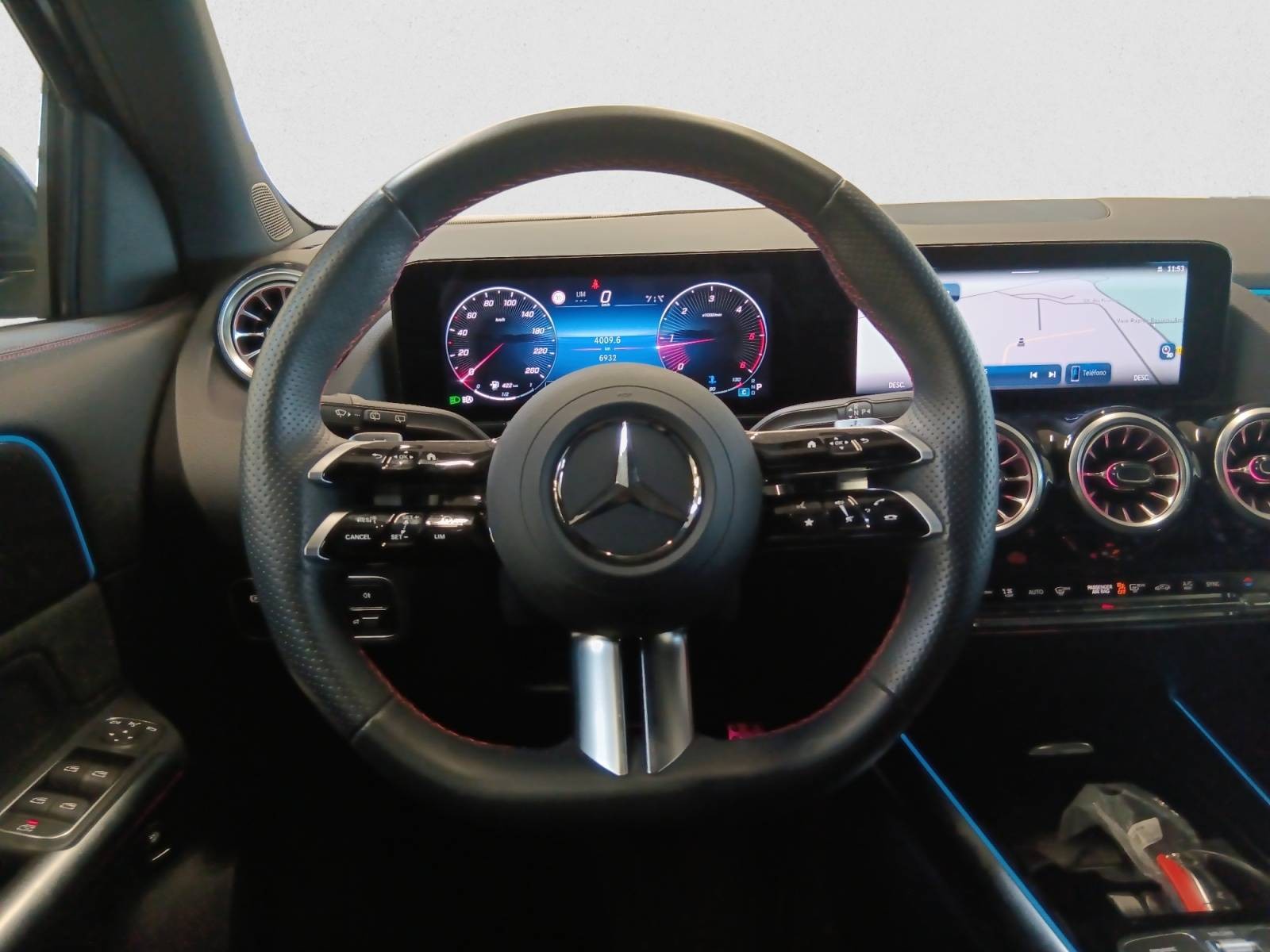MERCEDES - GLA - #604411 - 11