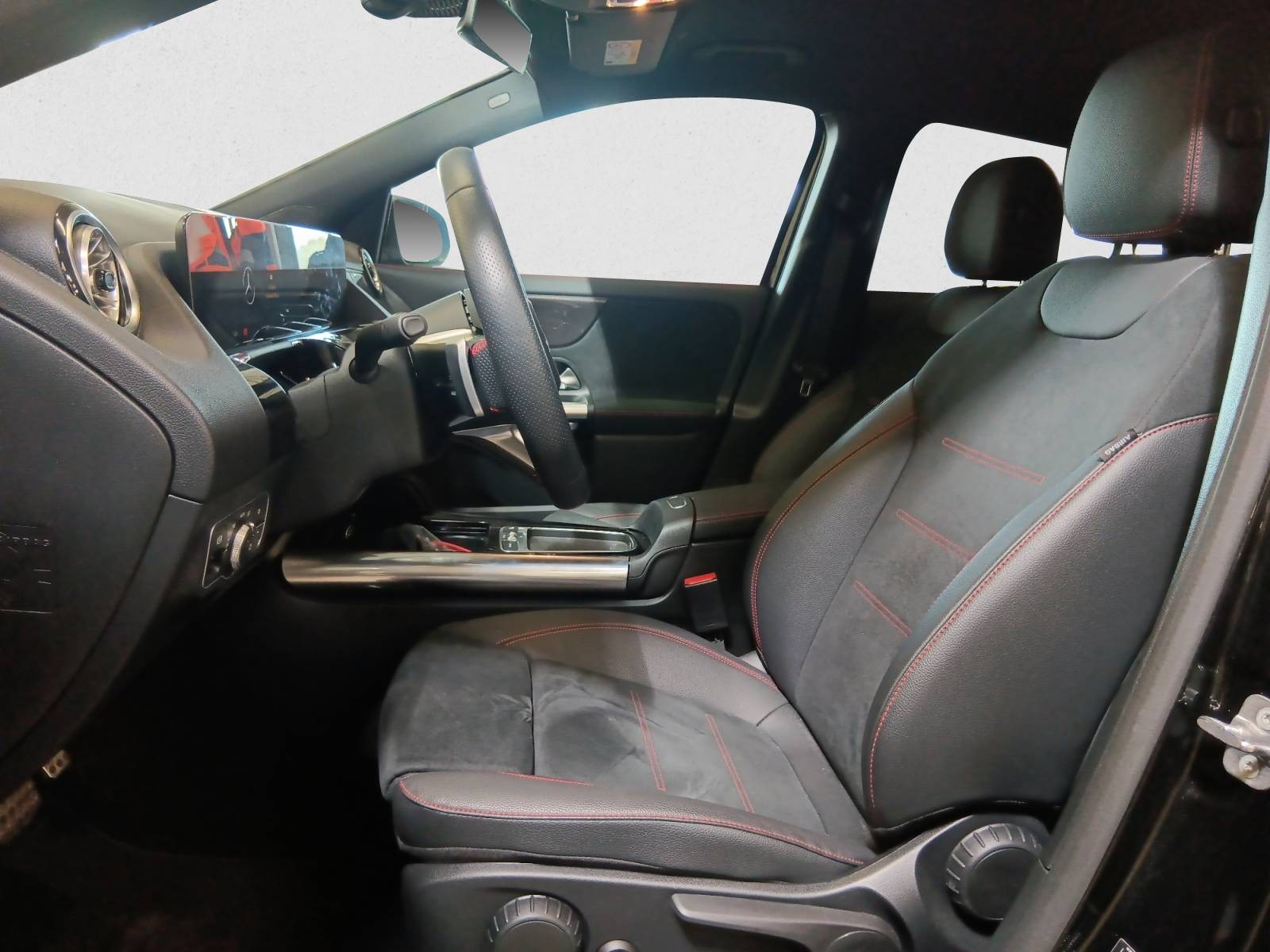 MERCEDES - GLA - #604411 - 8