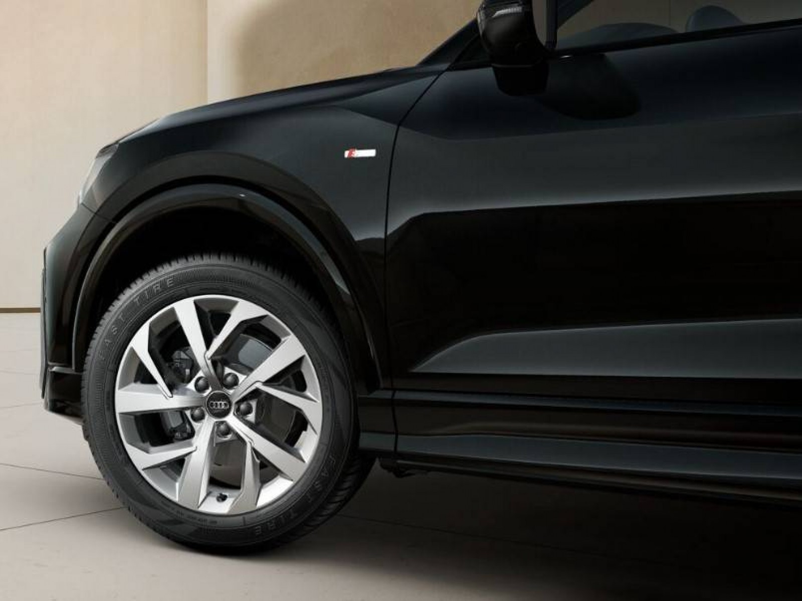 AUDI - Q2 - #841299 - 12