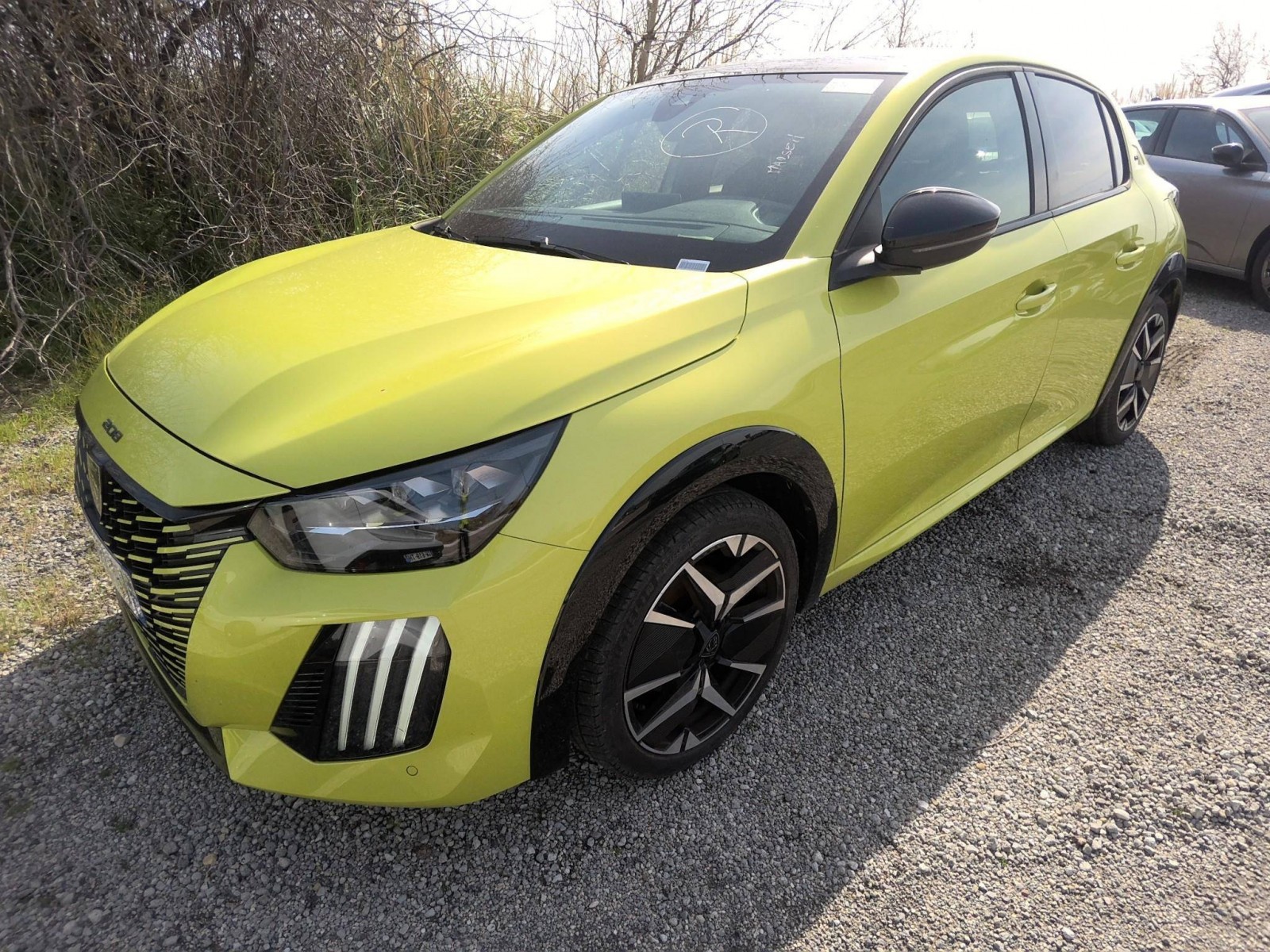 PEUGEOT - 208 - #841589 - 0