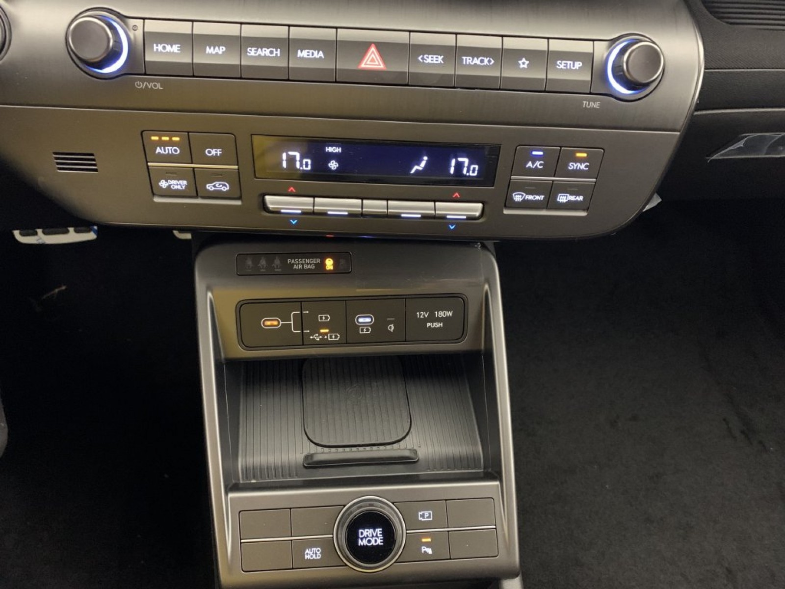 HYUNDAI - KONA - #838253 - 25