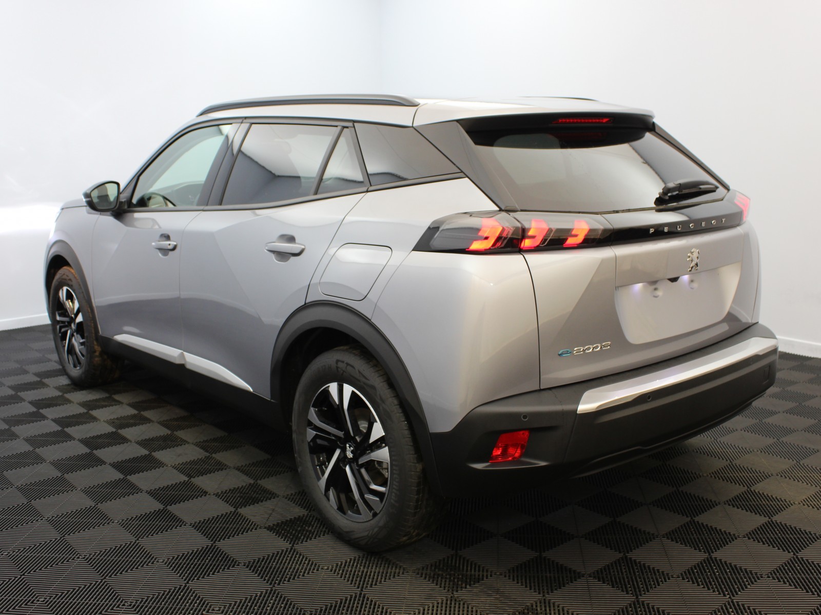 PEUGEOT - 2008 - #181236 - 2