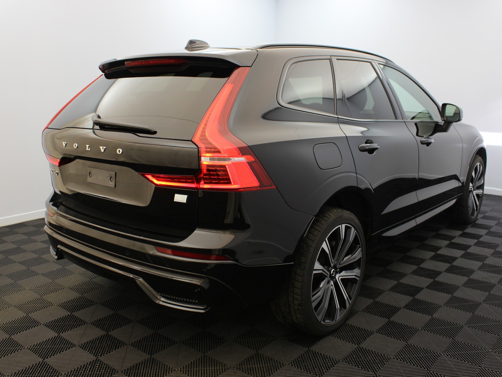 VOLVO - XC60 MY22 - #174953 - 3