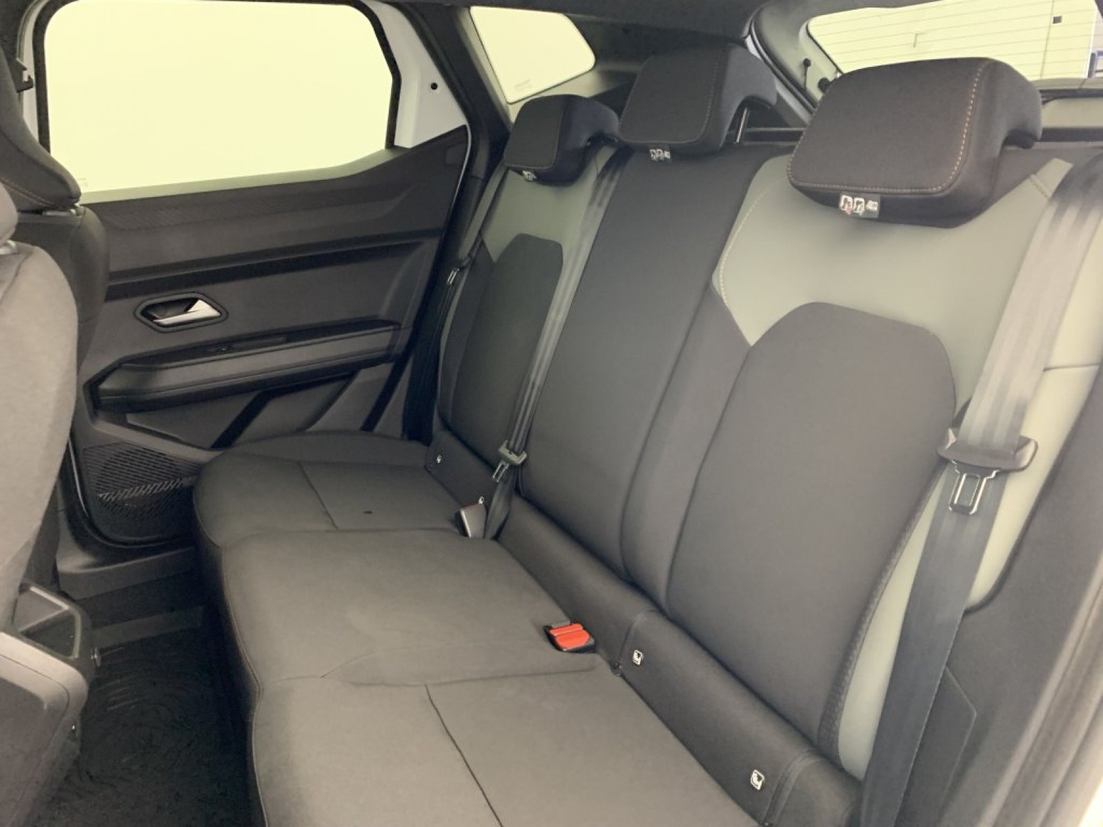 DACIA - DUSTER - #840368 - 27