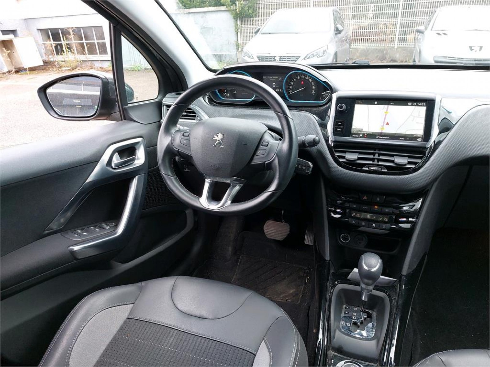 PEUGEOT - 2008 - #181812 - 1