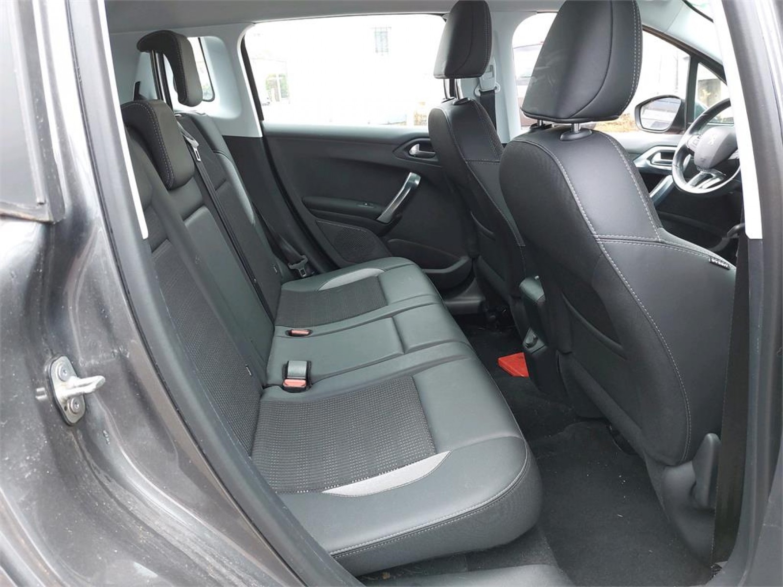 PEUGEOT - 2008 - #181812 - 3