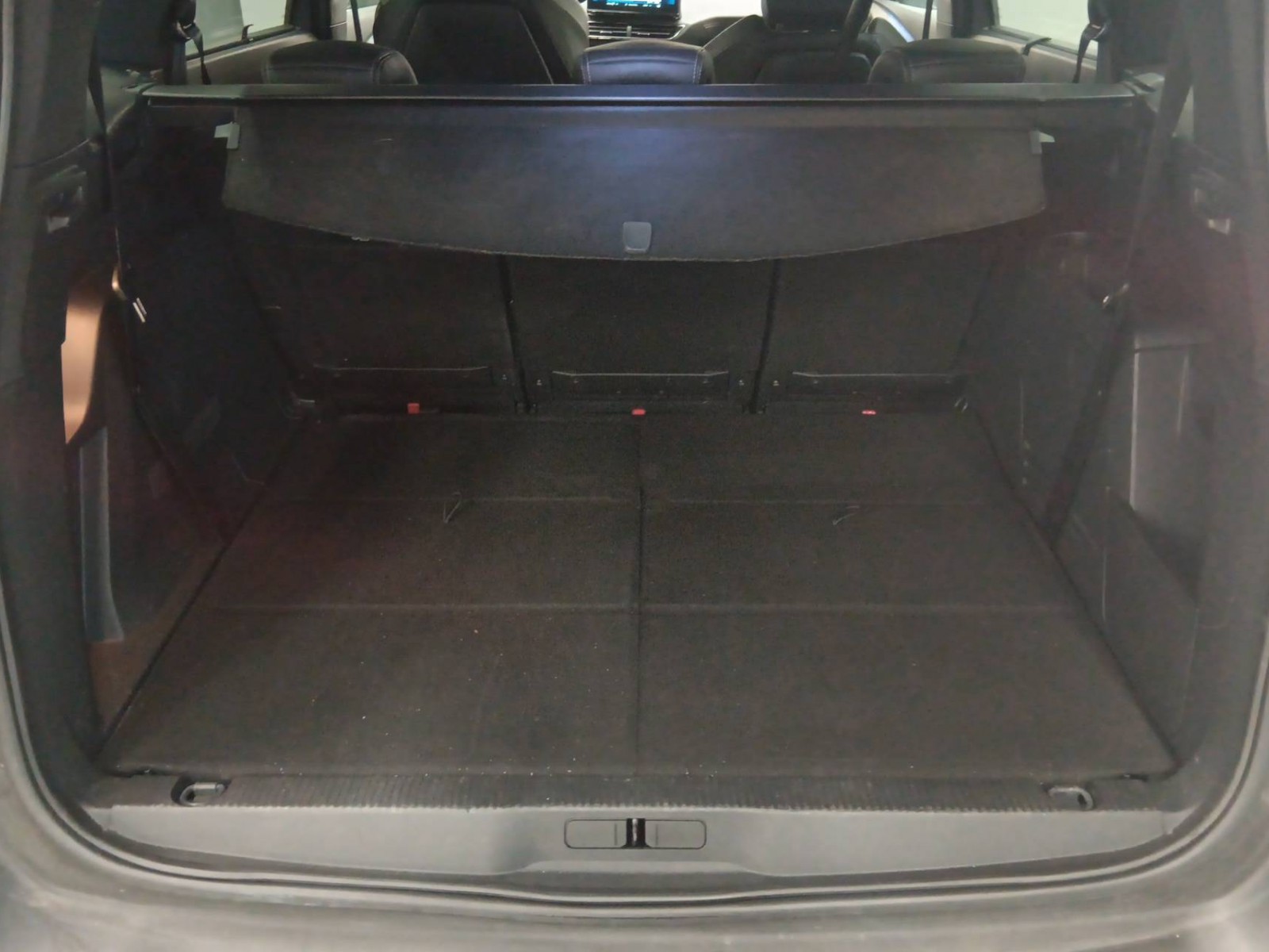 PEUGEOT - 5008 - #610883 - 7