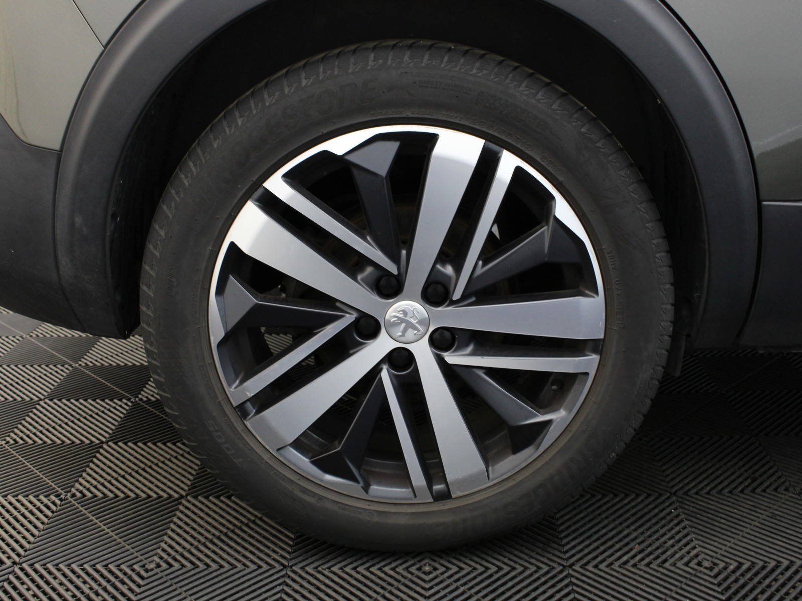 PEUGEOT - 5008 - #180750 - 6