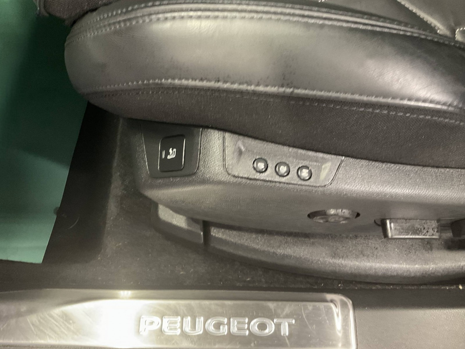PEUGEOT - 3008 - #247860 - 27