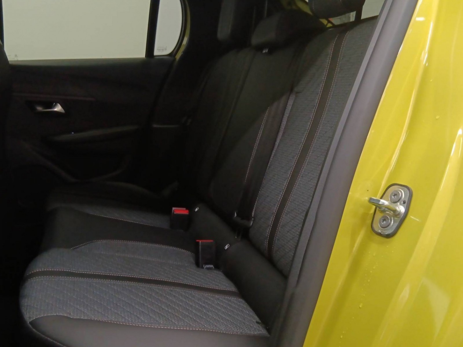 PEUGEOT - 208 - #247953 - 9