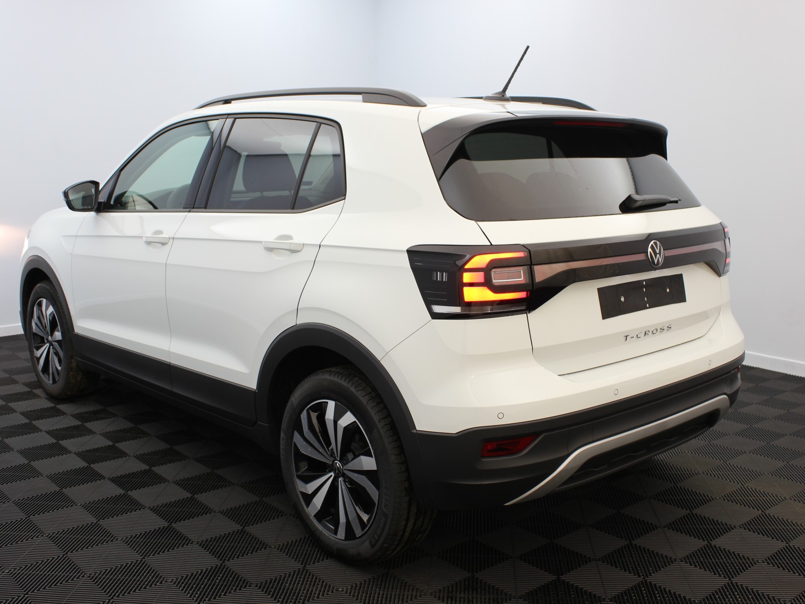 VOLKSWAGEN - T-CROSS - #181471 - 2