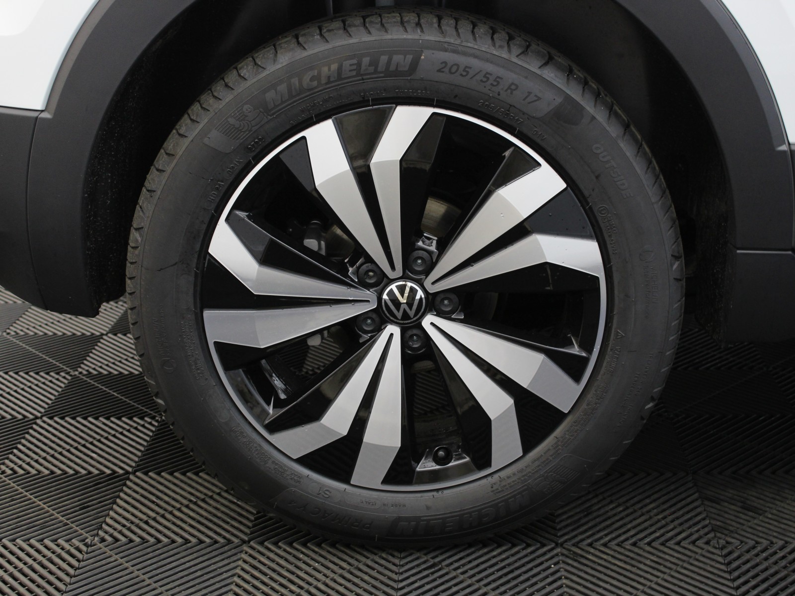 VOLKSWAGEN - T-CROSS - #181471 - 6
