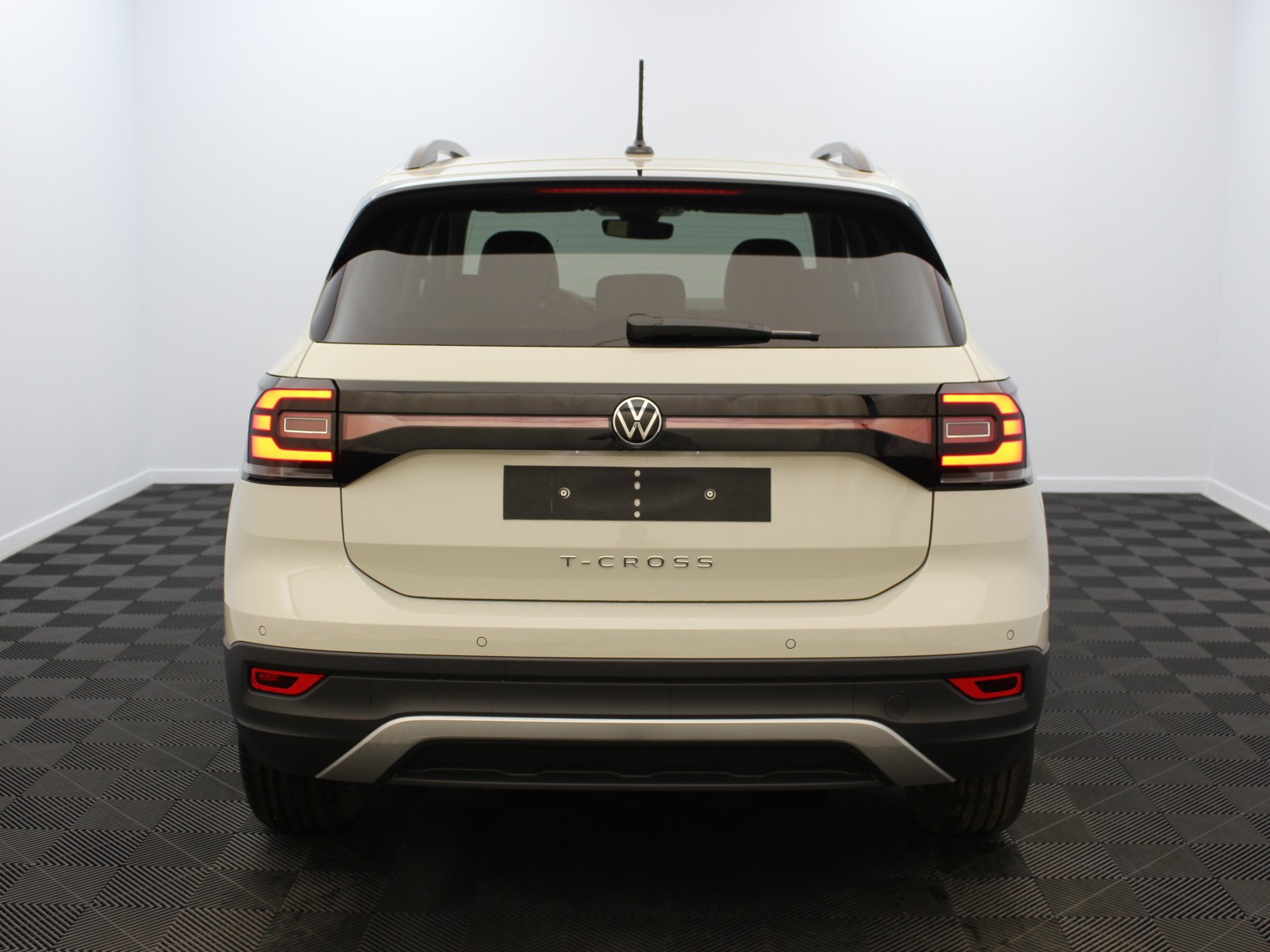 VOLKSWAGEN - T-CROSS - #181469 - 5