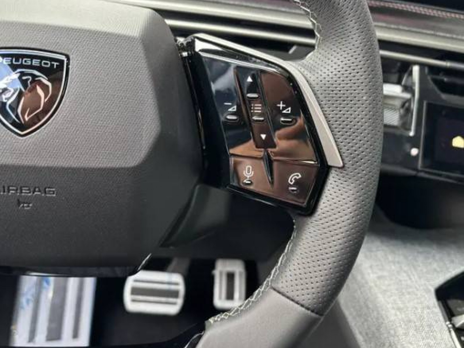 PEUGEOT - 5008 - #842810 - 4