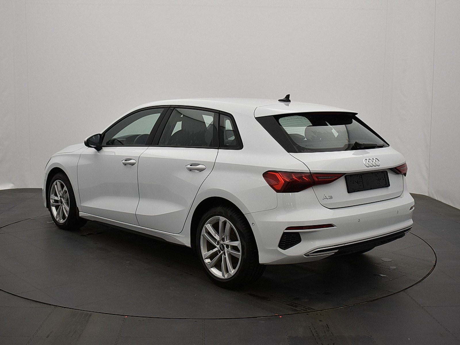 AUDI - A3 SPORTBACK - #181537 - 3