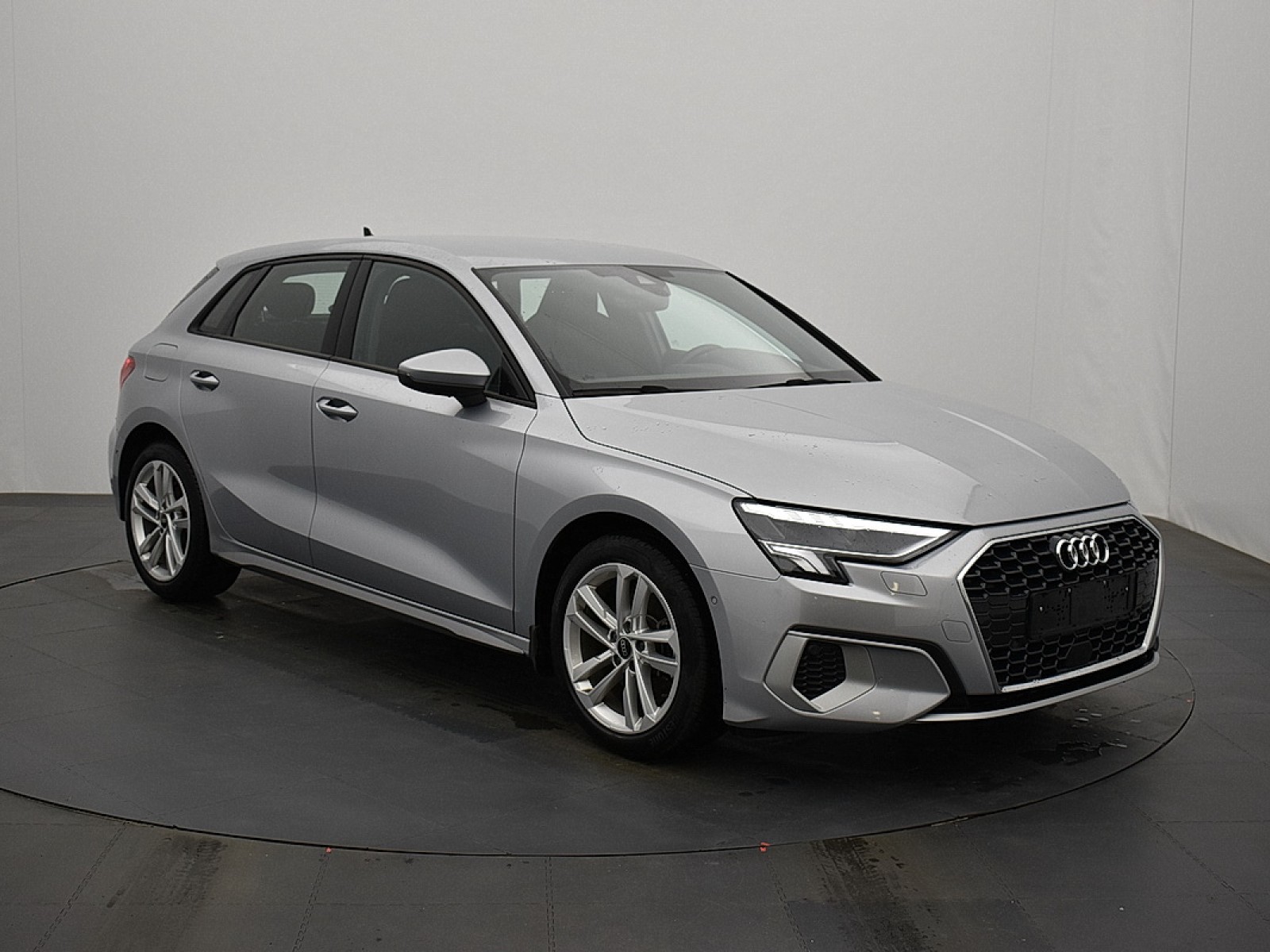 AUDI - A3 SPORTBACK - #181538 - 1