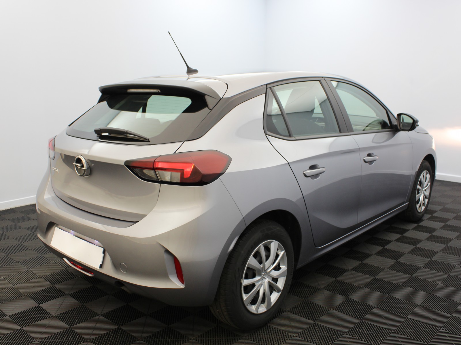 OPEL - CORSA - #181098 - 3