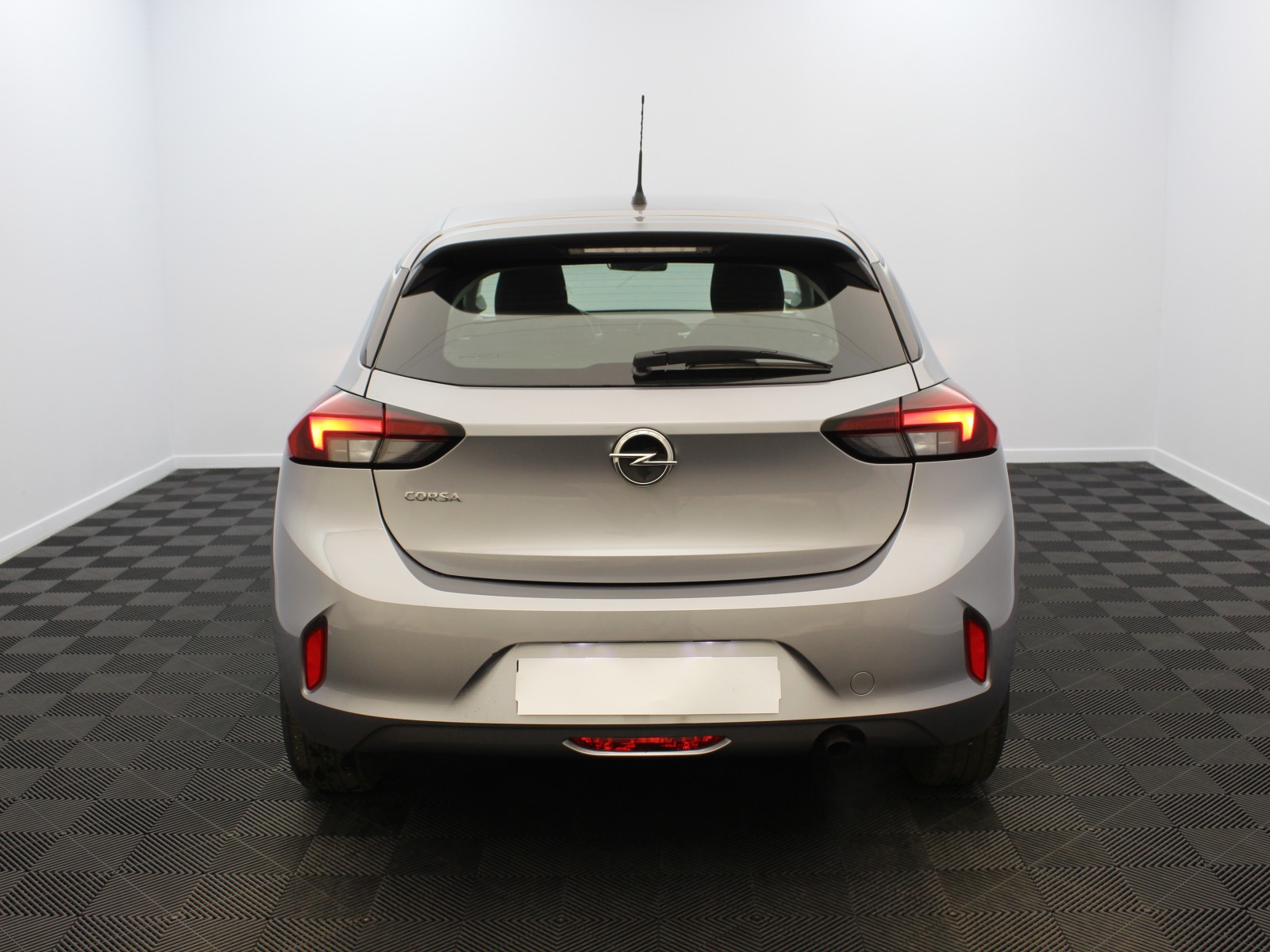 OPEL - CORSA - #181098 - 5
