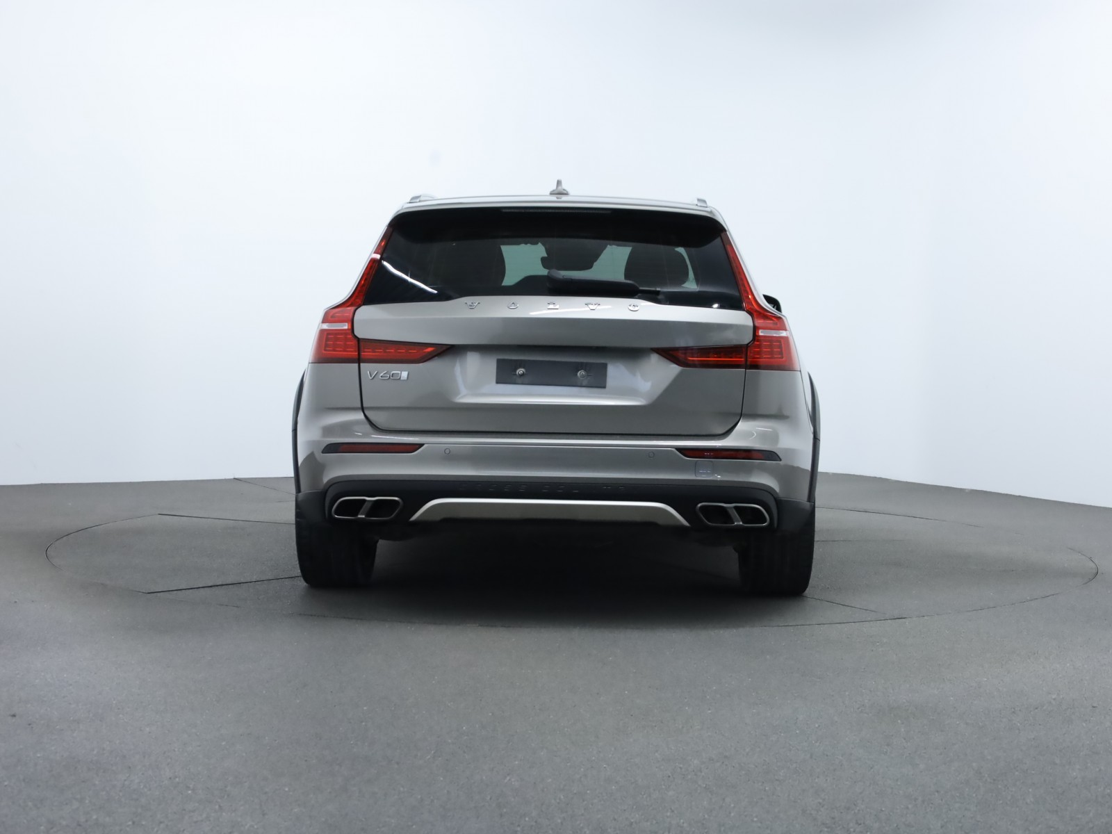 VOLVO - V60 CROSS COUNTRY - #181758 - 5