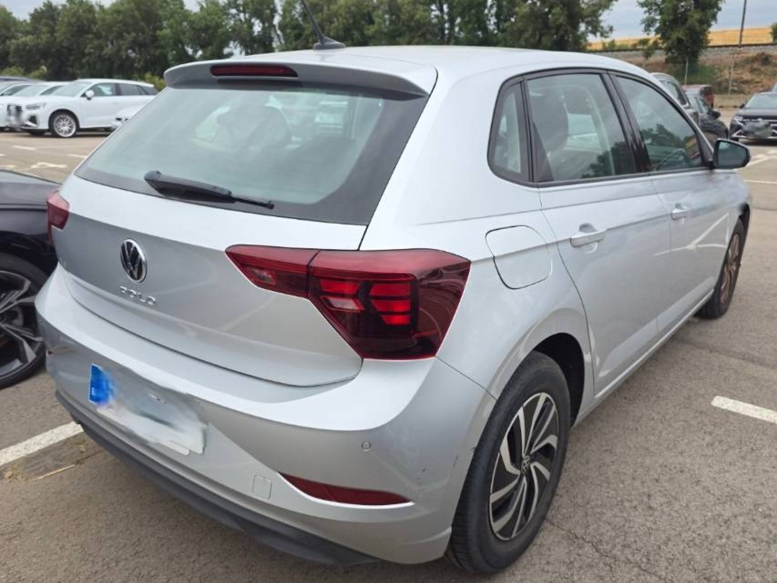 VOLKSWAGEN - POLO - #842797 - 4