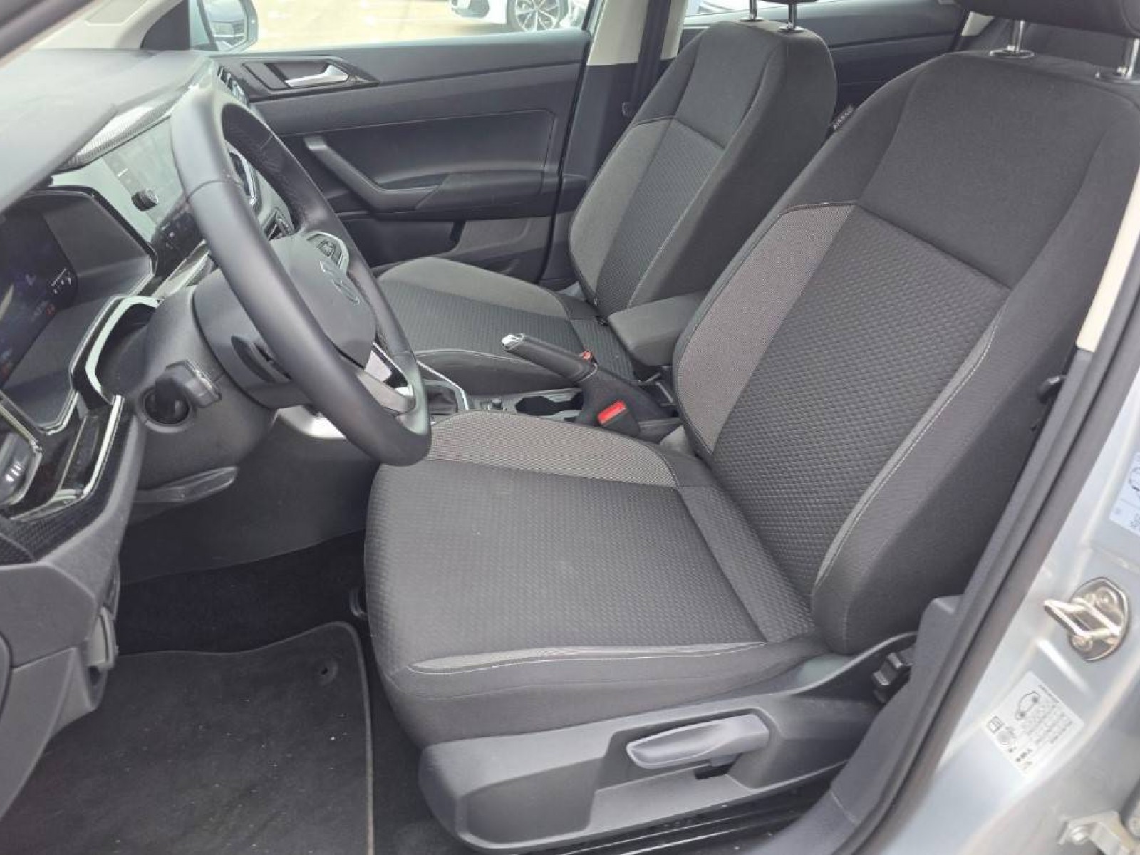 VOLKSWAGEN - POLO - #842797 - 9