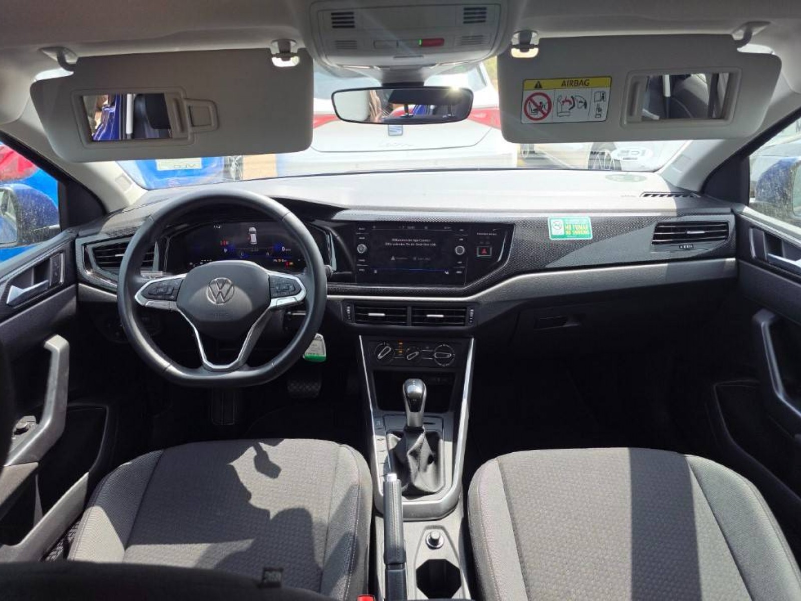 VOLKSWAGEN - POLO - #842755 - 11