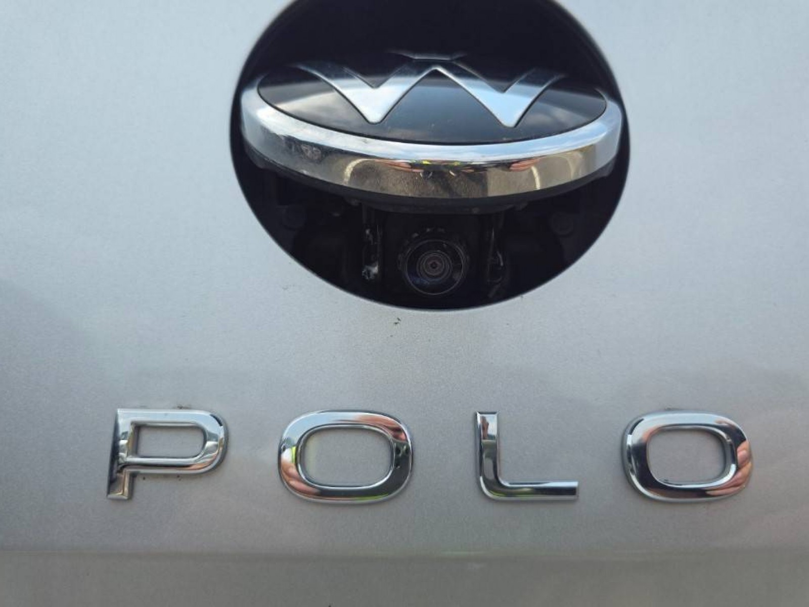 VOLKSWAGEN - POLO - #842796 - 16