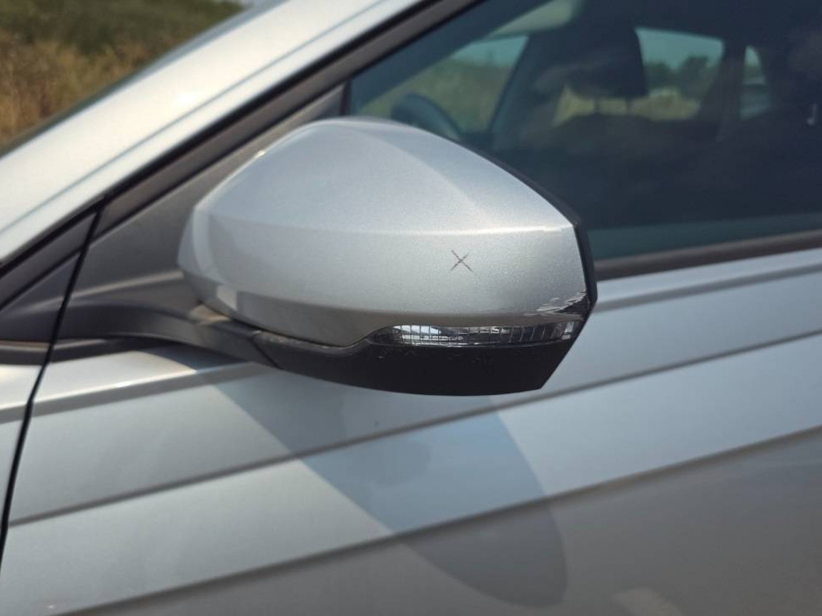 VOLKSWAGEN - POLO - #842796 - 23