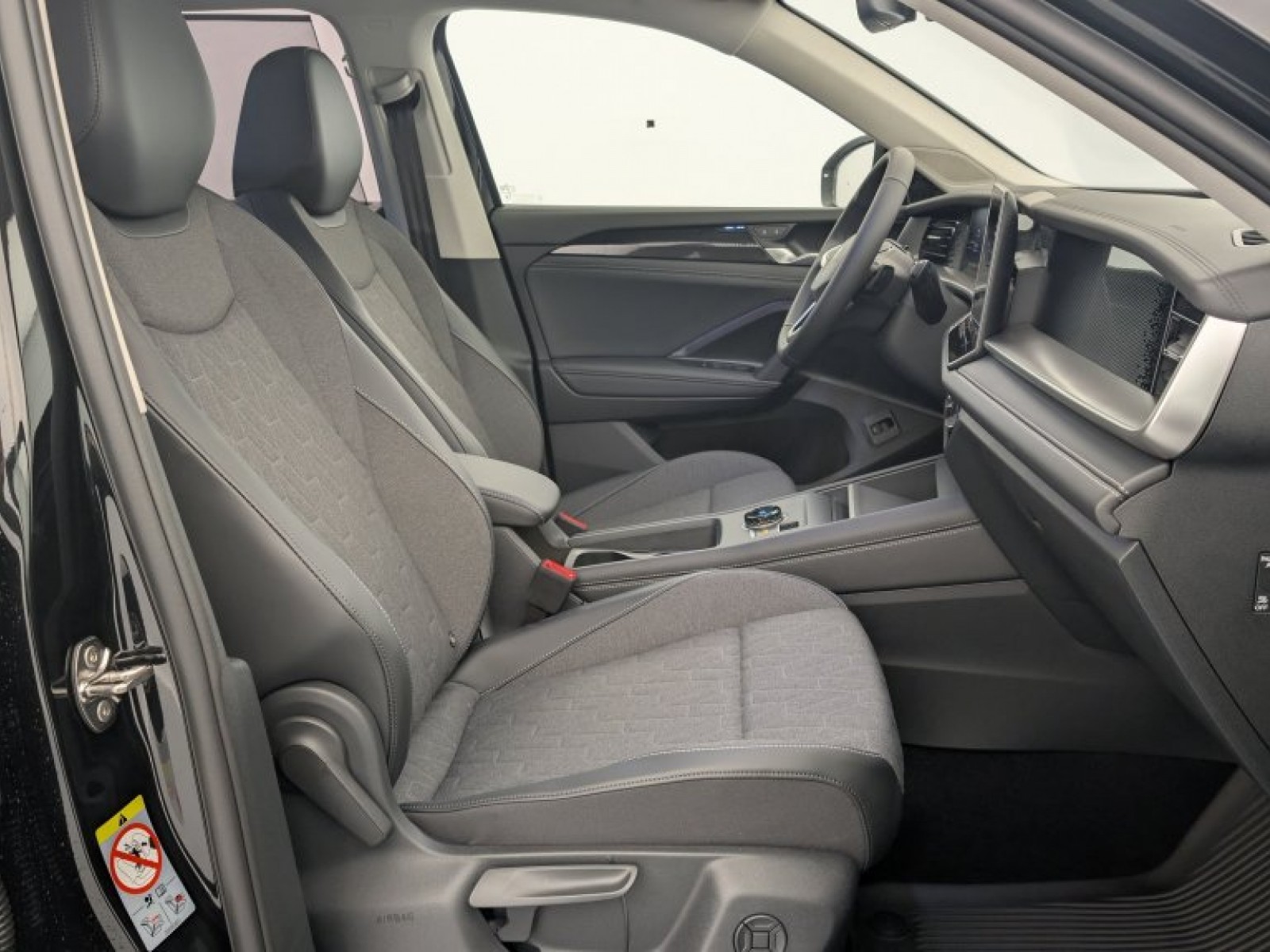 VOLKSWAGEN - Tayron - #842918 - 6