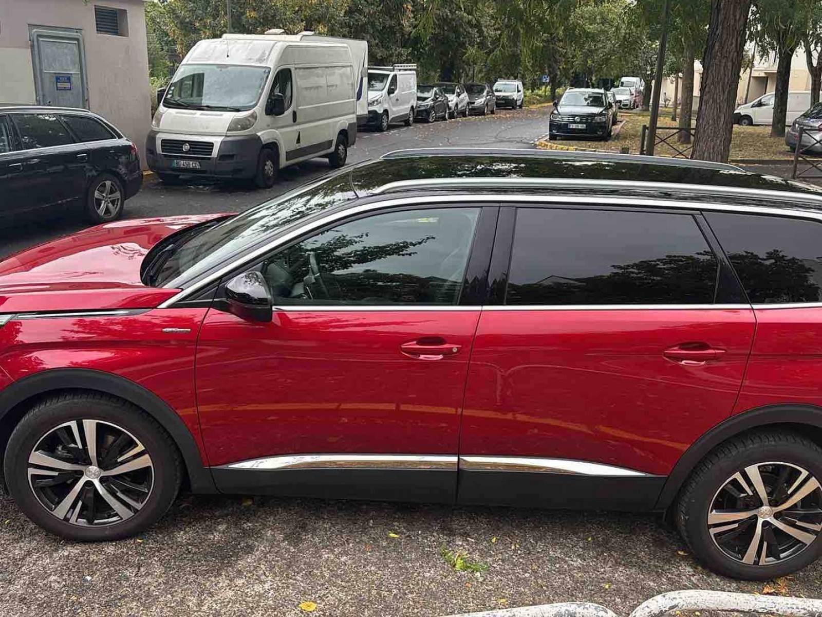 PEUGEOT - 5008 - #842951 - 2