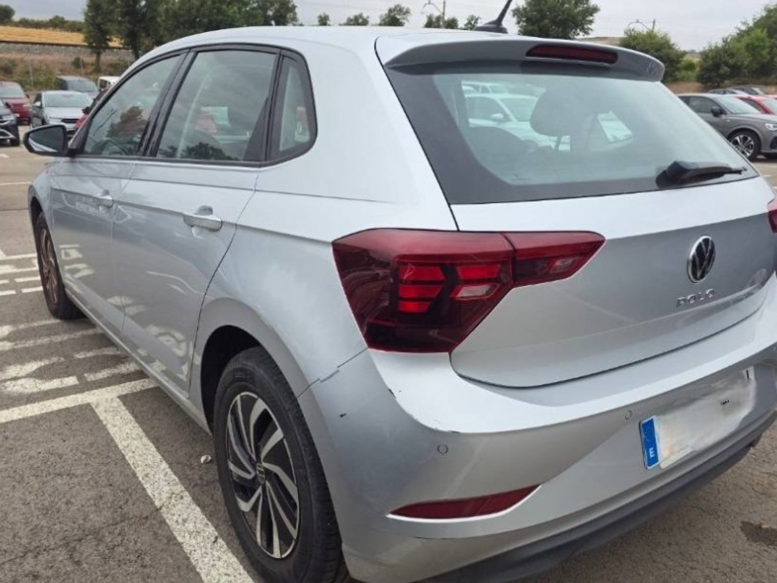 VOLKSWAGEN - POLO - #842797 - 42
