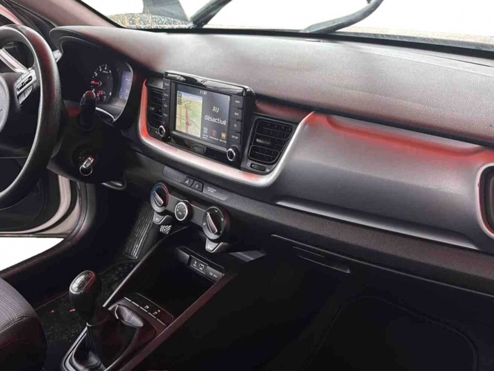 KIA - STONIC - #842952 - 11