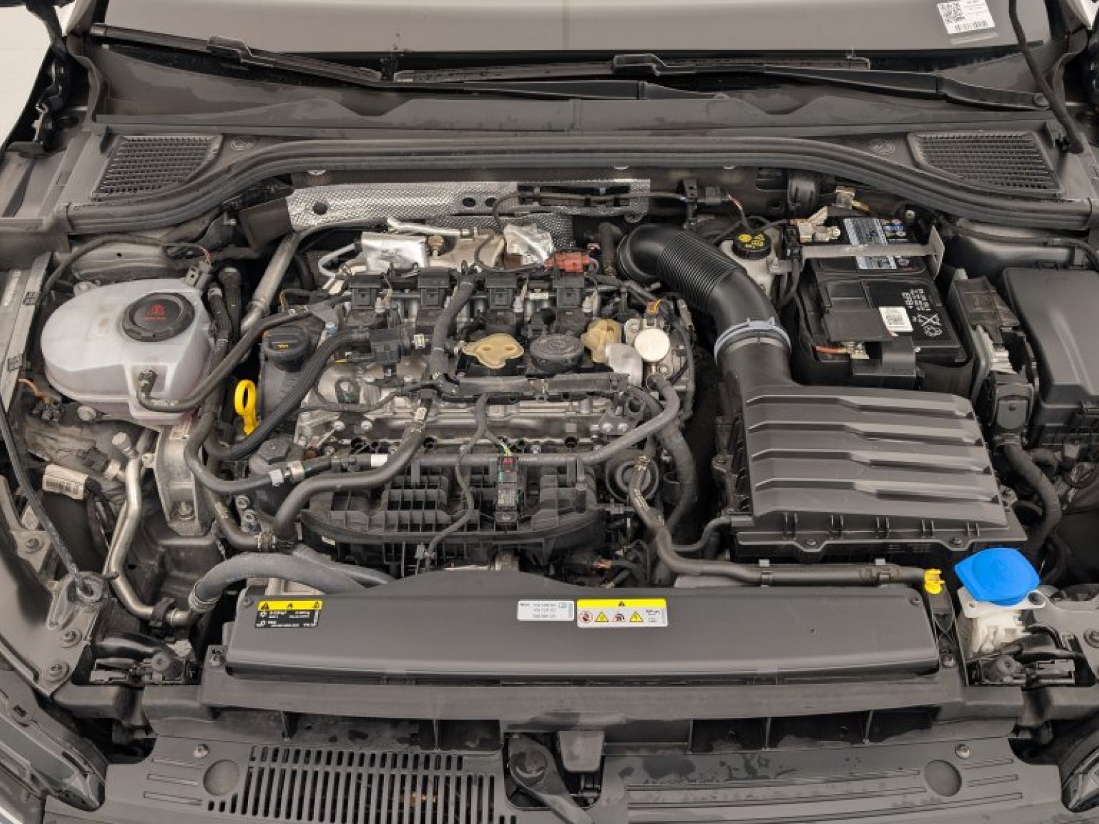 VOLKSWAGEN - GOLF 8 - #843190 - 29