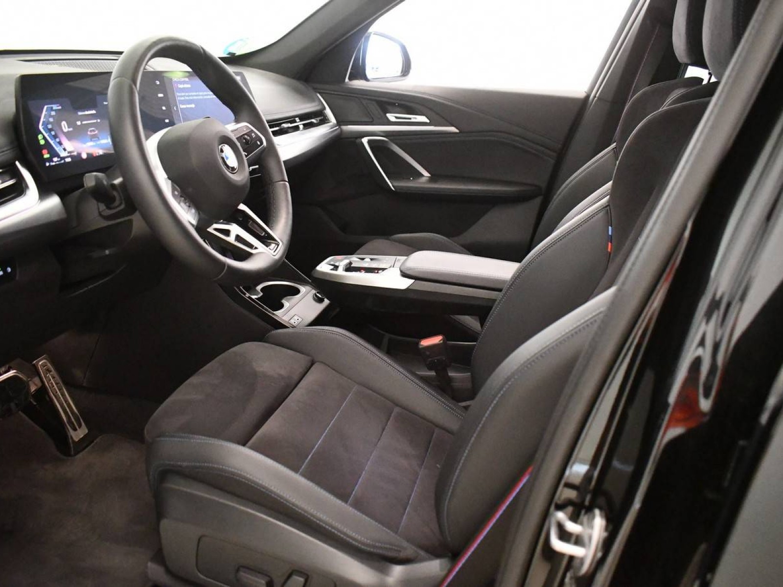 BMW - X1 U11 - #843186 - 5