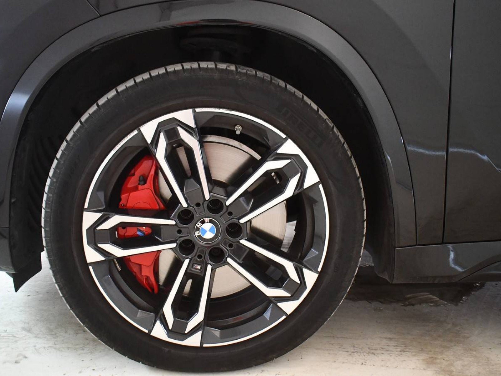 BMW - X1 U11 - #843186 - 15