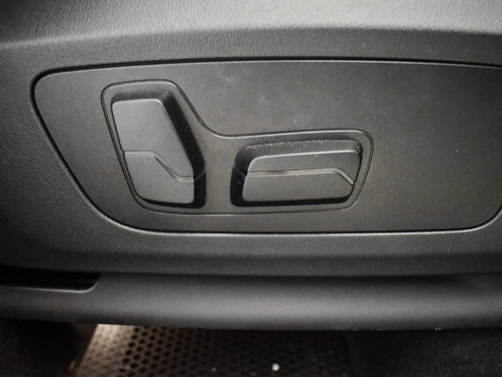 BMW - X1 U11 - #843186 - 13