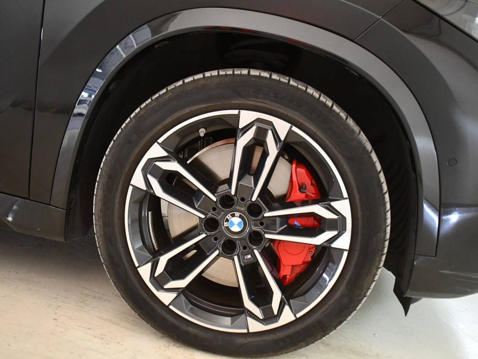 BMW - X1 U11 - #843186 - 18