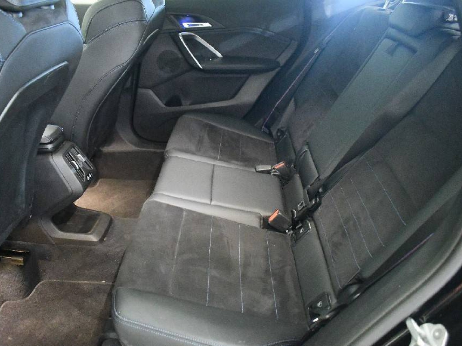 BMW - X1 U11 - #843201 - 2