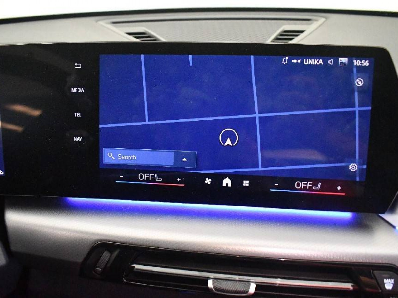 BMW - X1 U11 - #843201 - 5