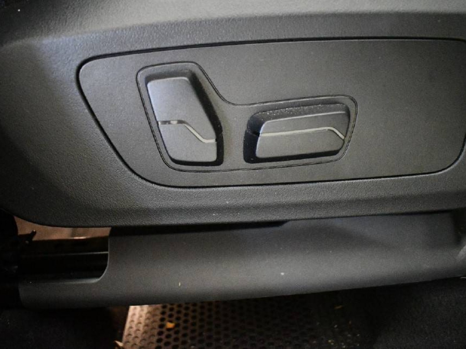 BMW - X1 U11 - #843201 - 6