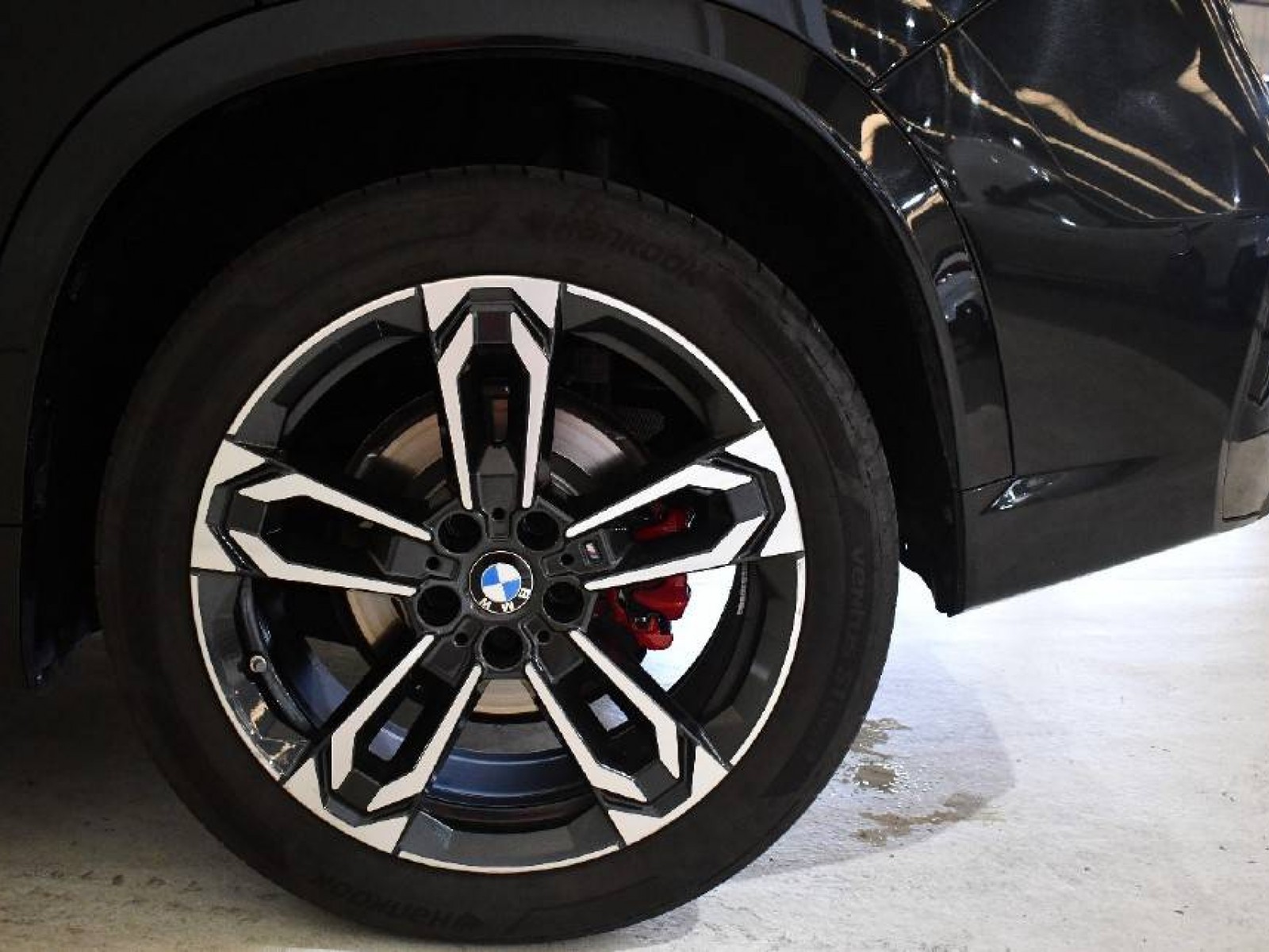 BMW - X1 U11 - #843201 - 9