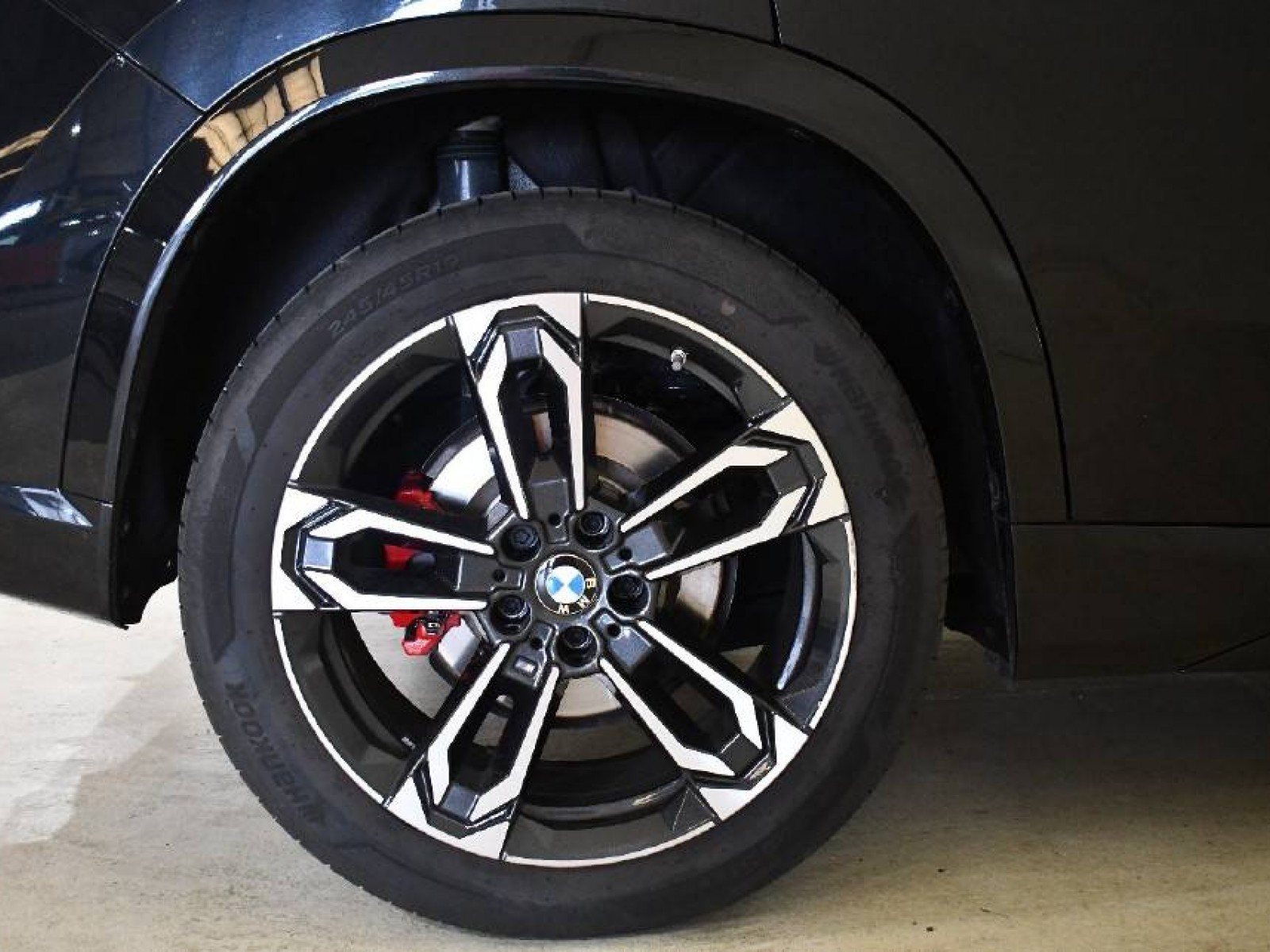 BMW - X1 U11 - #843201 - 10