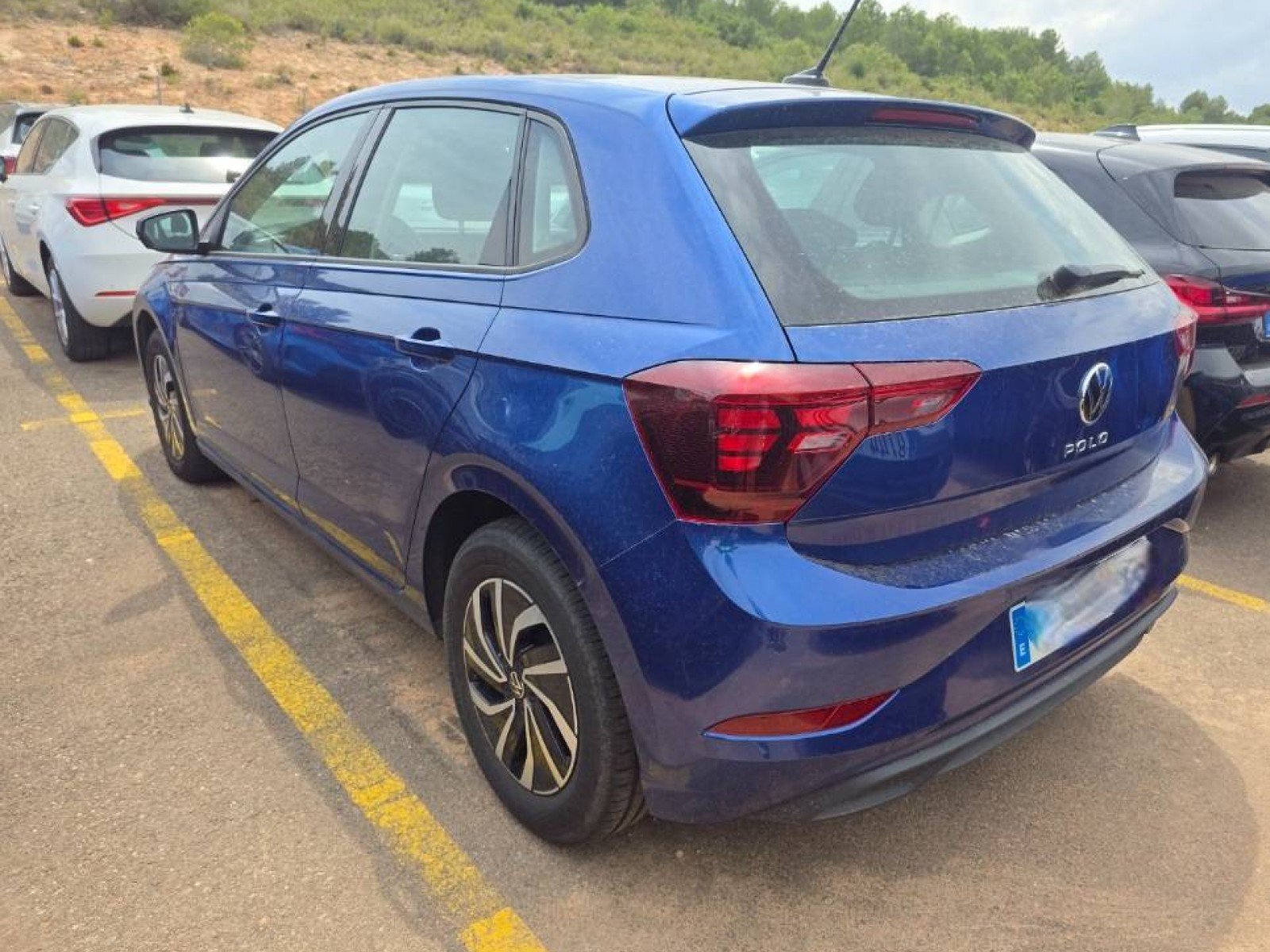 VOLKSWAGEN - POLO - #842755 - 40