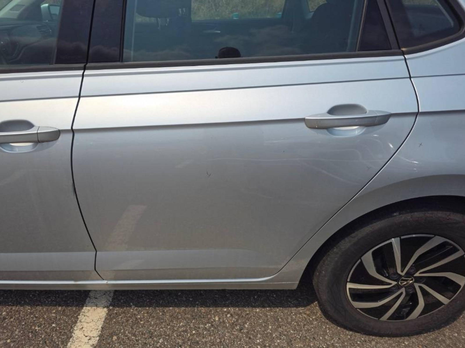 VOLKSWAGEN - POLO - #842796 - 35