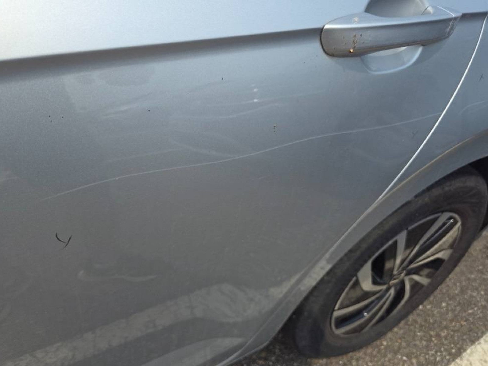 VOLKSWAGEN - POLO - #842796 - 34