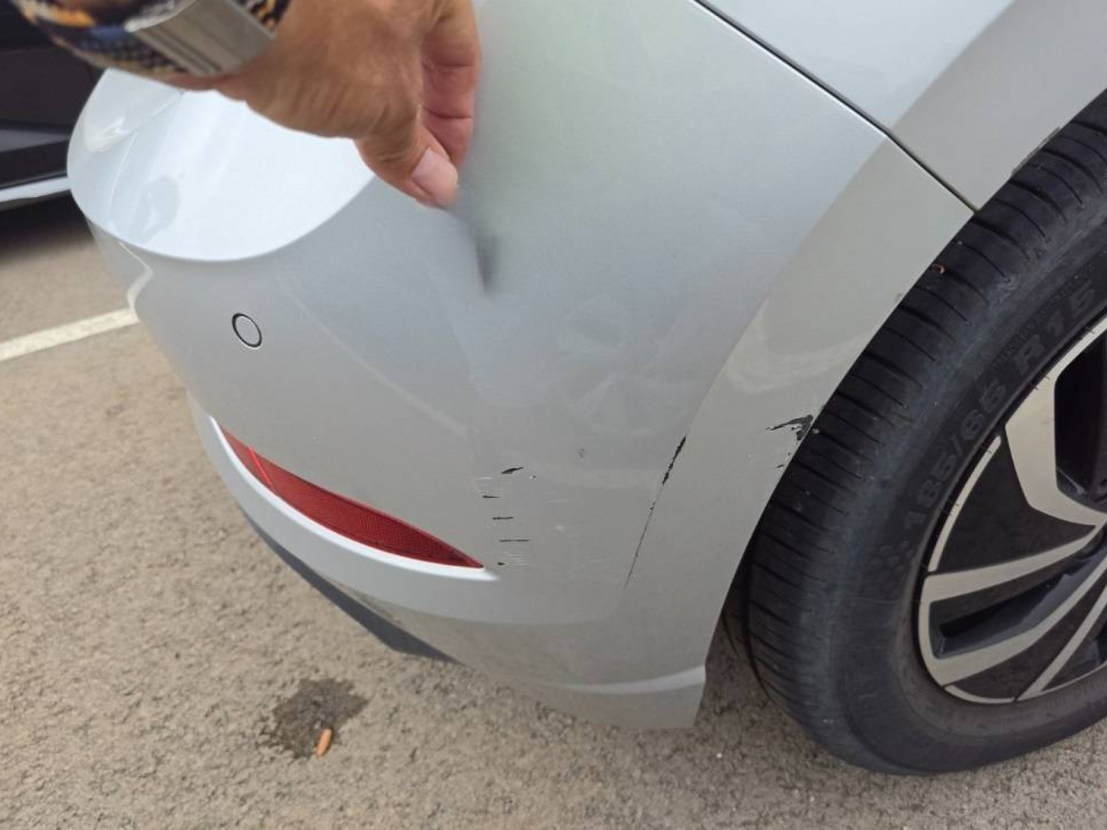 VOLKSWAGEN - POLO - #842797 - 29