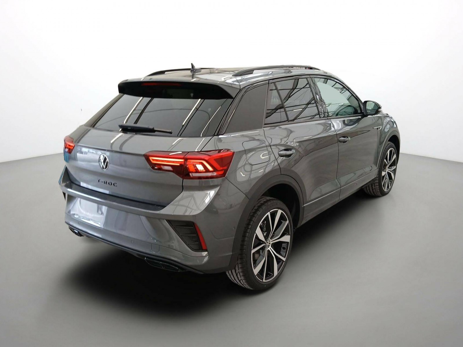 VOLKSWAGEN - T-ROC - #837752 - 3