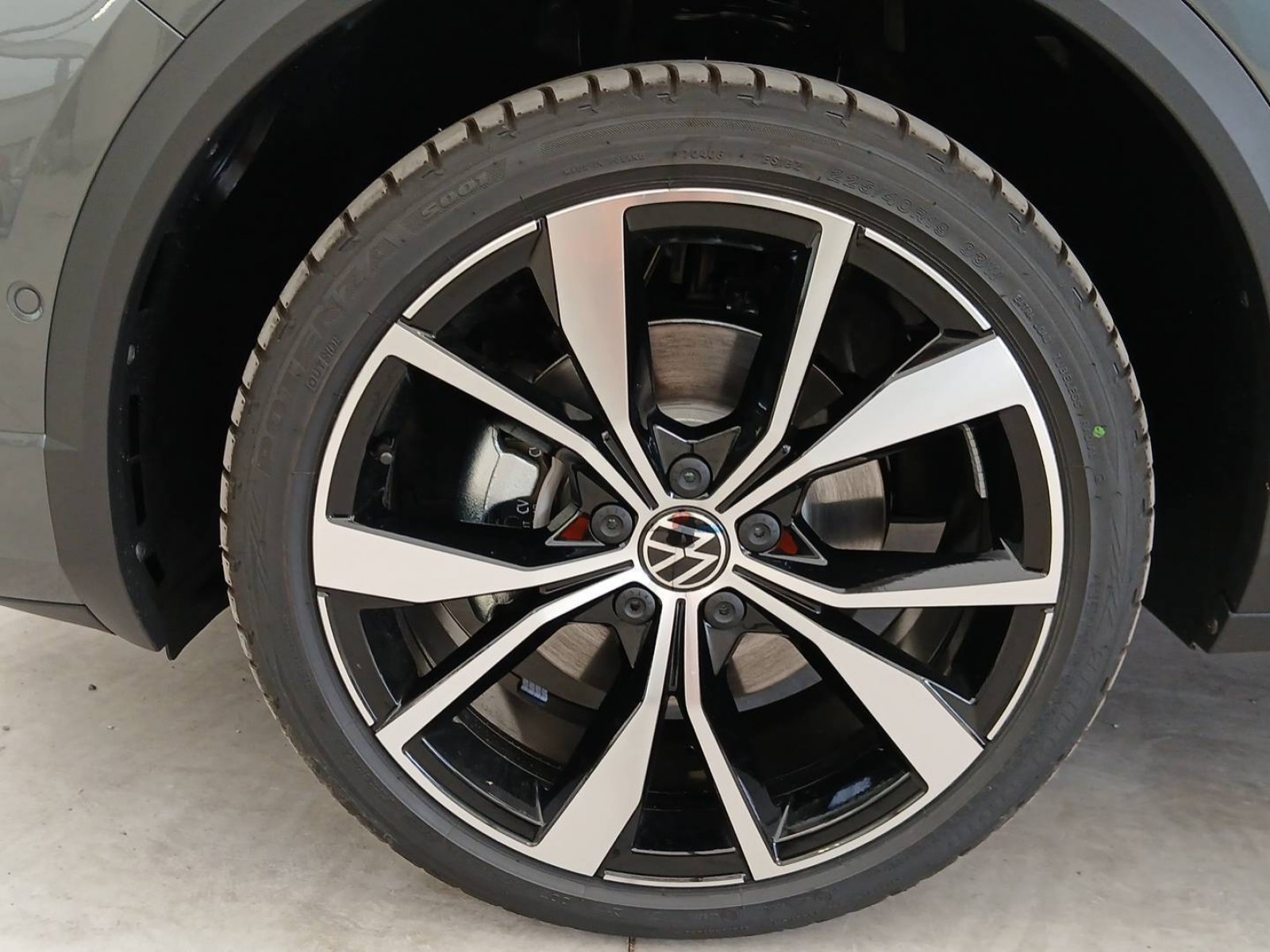VOLKSWAGEN - T-ROC - #837752 - 6