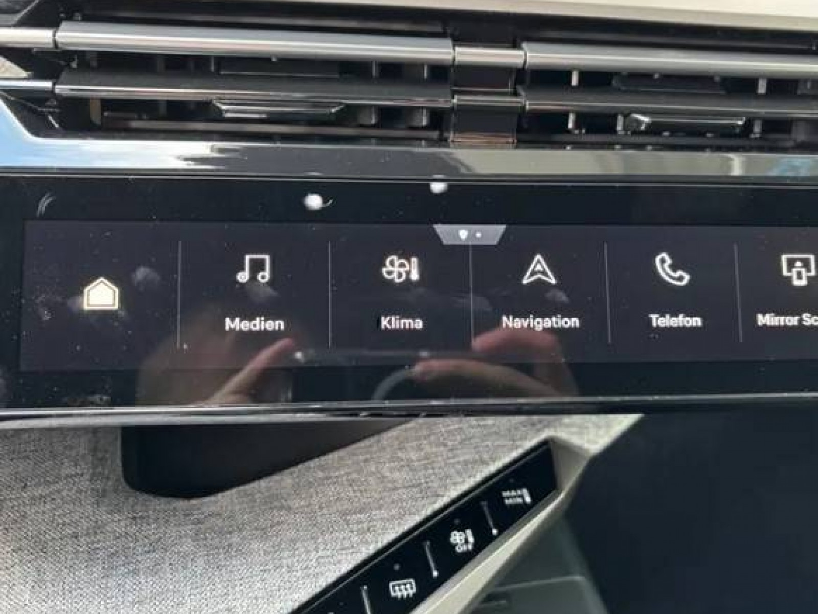 PEUGEOT - 5008 - #844032 - 10